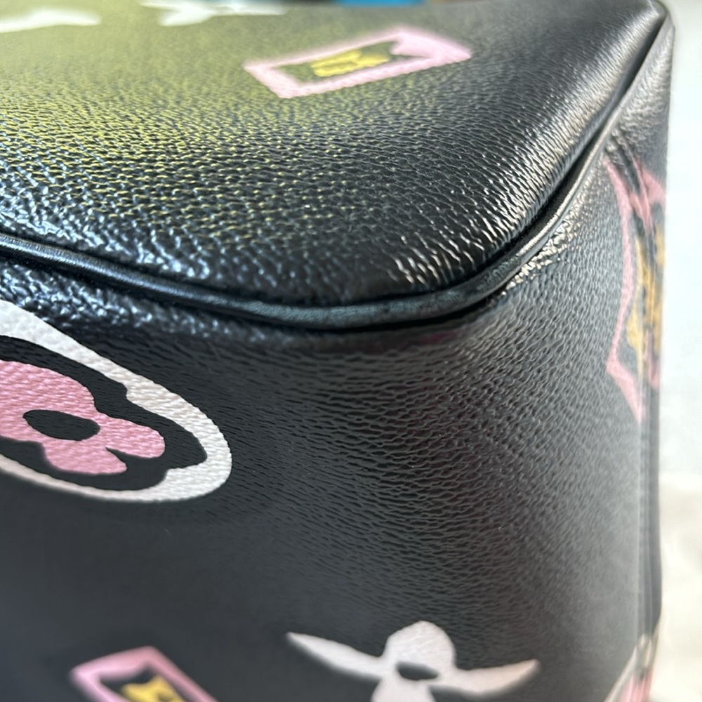 LOUIS VUITTON 
Monogram Giant Wild at Heart Neverfull MM Black - Picture 14 of 16